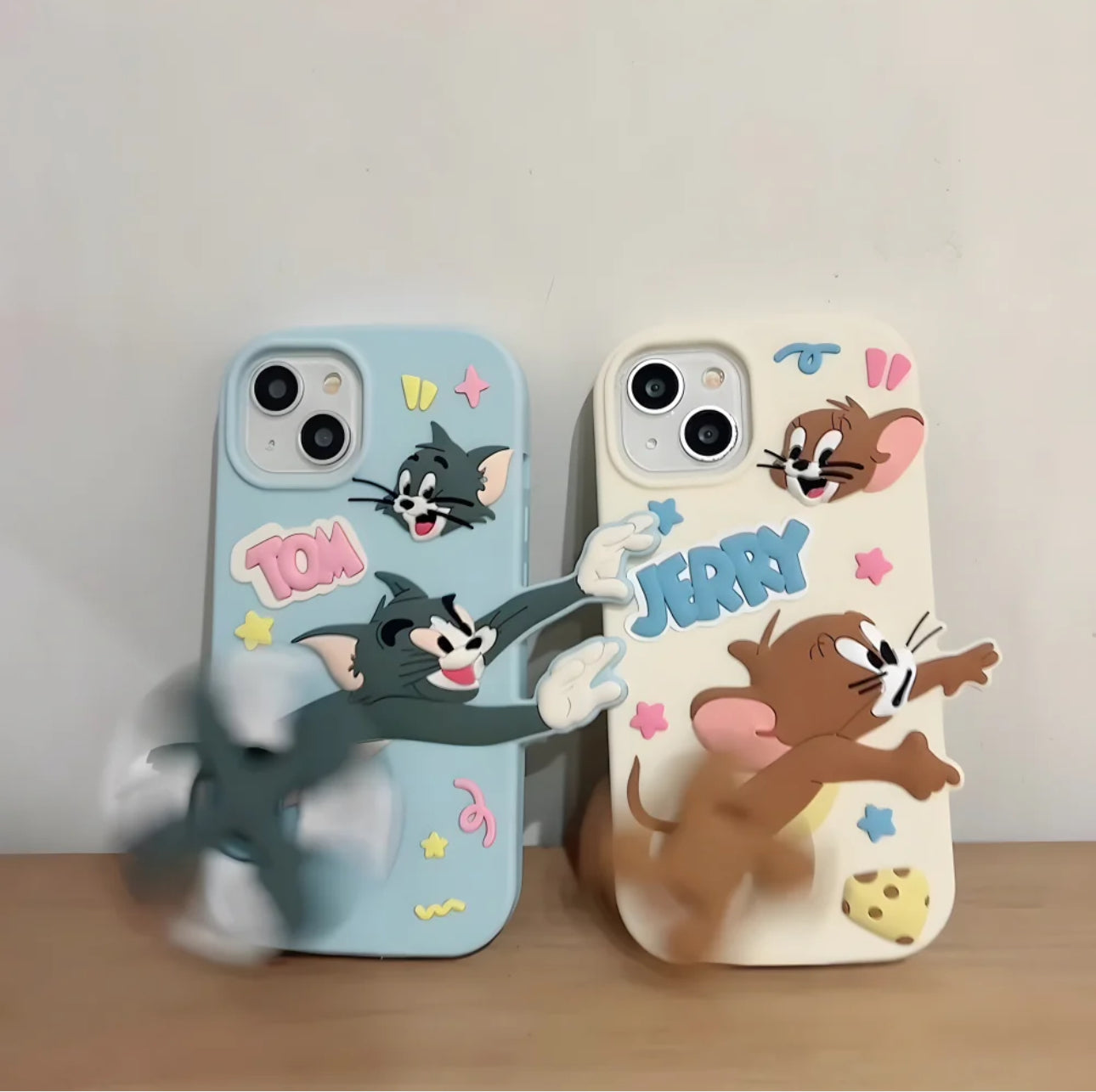 Tom & Jerry Running Silicon Mobile Cover Case with Fidget Spinner